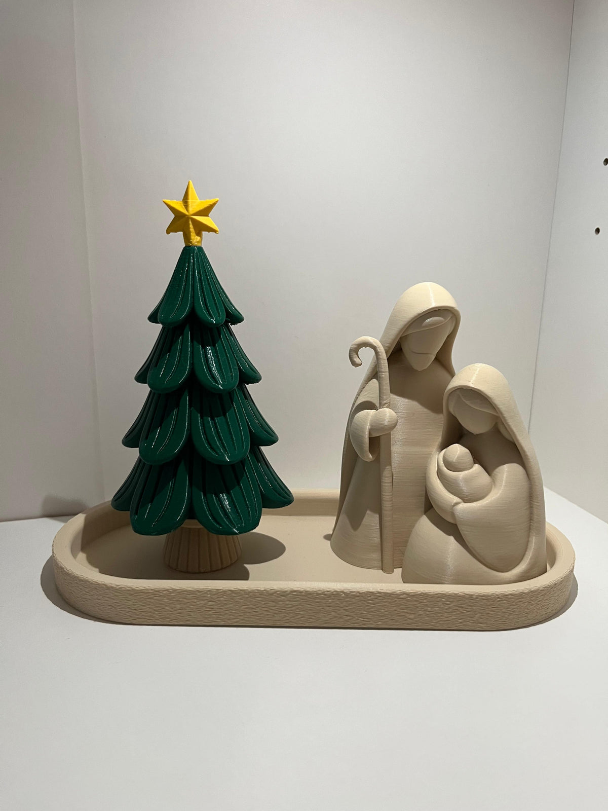 Kit Natalizi Stampati in 3D: Albero con Stella e Set Decorativi su Vassoio