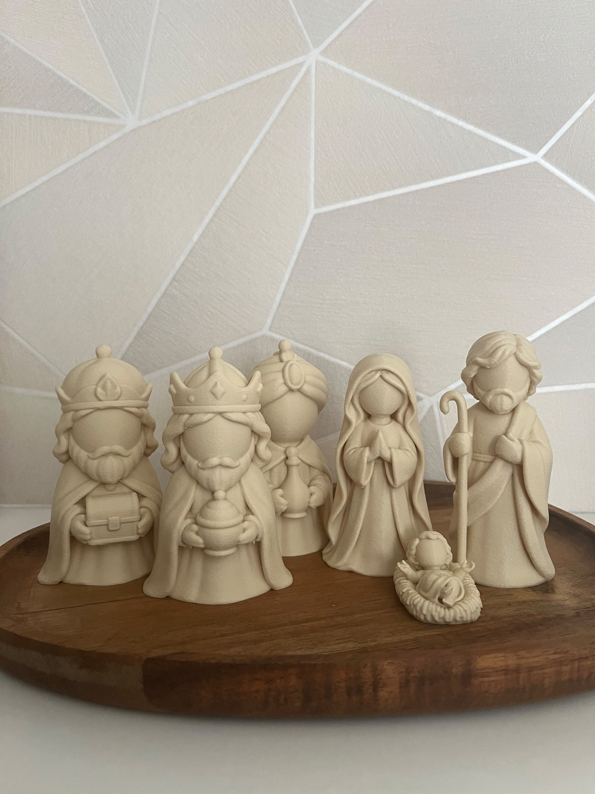 Presepe Minimal 3D – Set Natività e Re Magi dal Design Contemporaneo